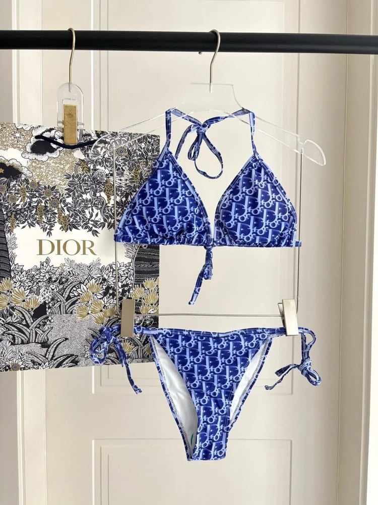 مايوه / بيكيني "ديور" (Dior) الفاخر