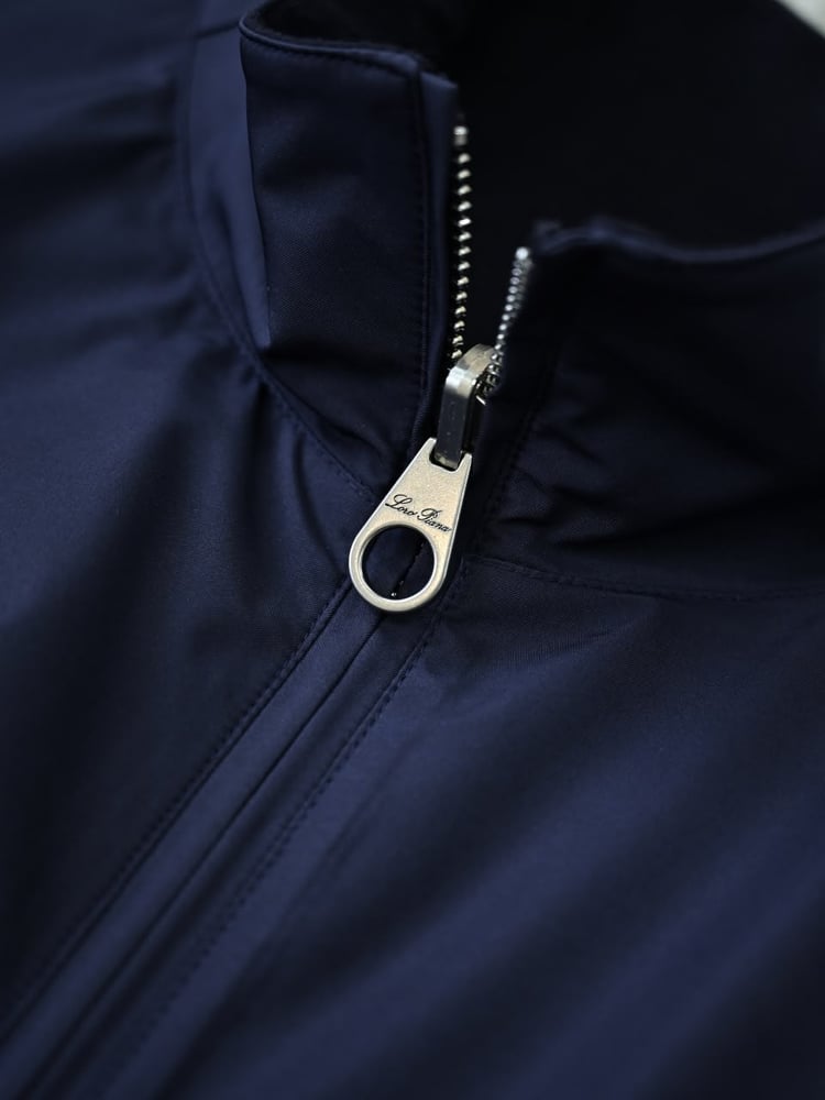 جاكيت بومبر reversible من لورو بيانا (Loro Piana Reversible Bomber Jacket)