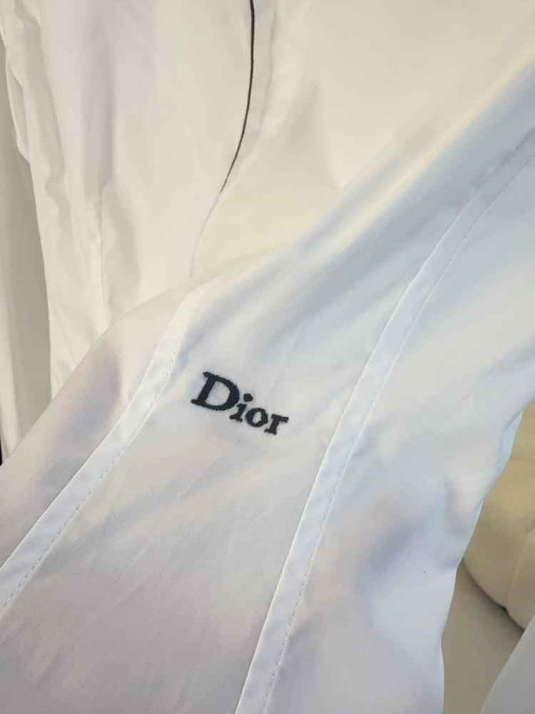 قميص ديور النسائي الراقي بتفاصيل الحواف المتباينة (Dior Contrast Piping Tailored Shirt)