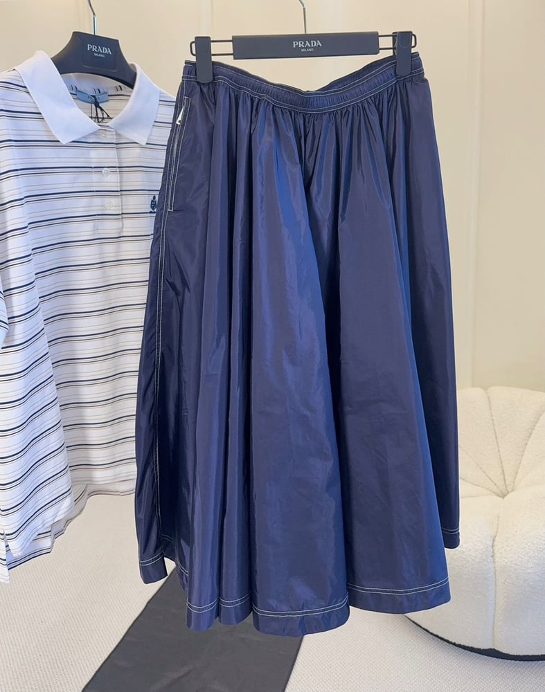 تنورة برادا الرياضية (Prada Nylon Sport Skirt)