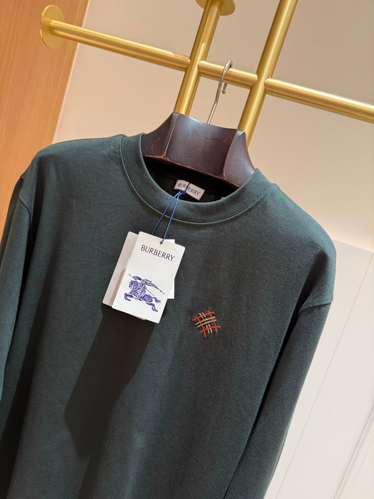 بلوزة (سويتشيرت خفيف) رجالي بأكمام طويلة من بربري (Burberry Long-Sleeve Top)