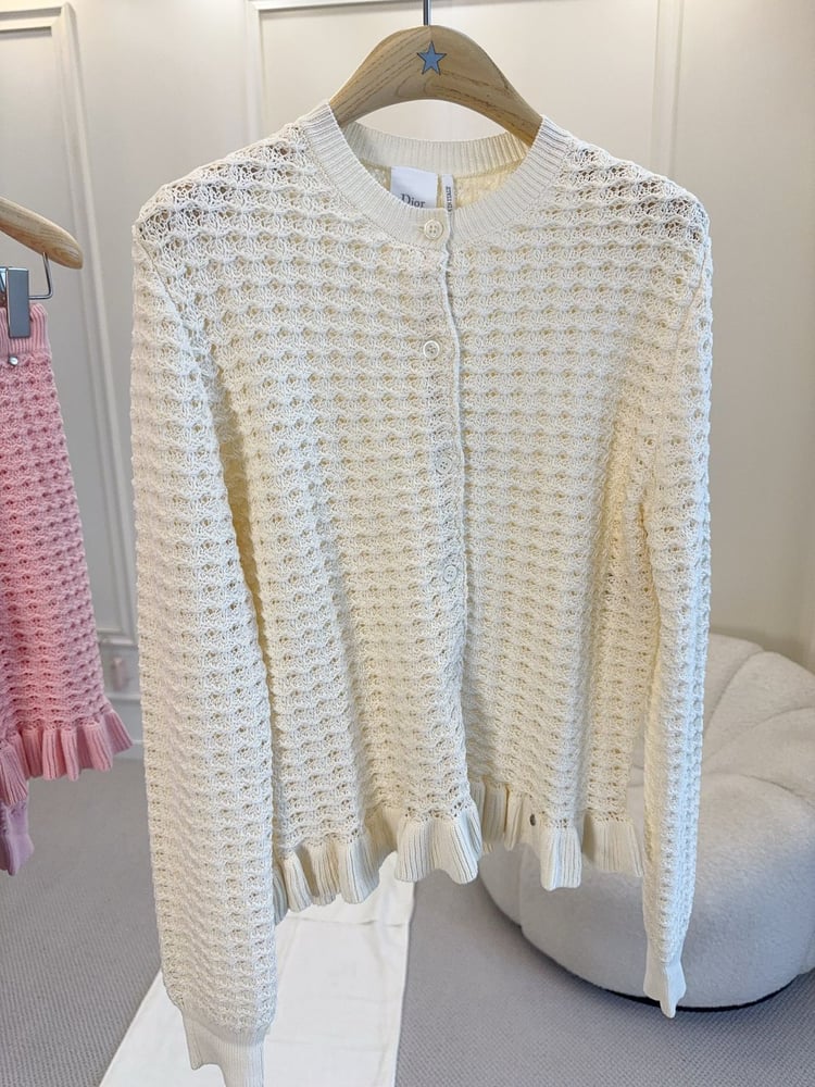 كارديغان "ديور" المحاك الراقي (Dior Luxury Knit Cardigan)