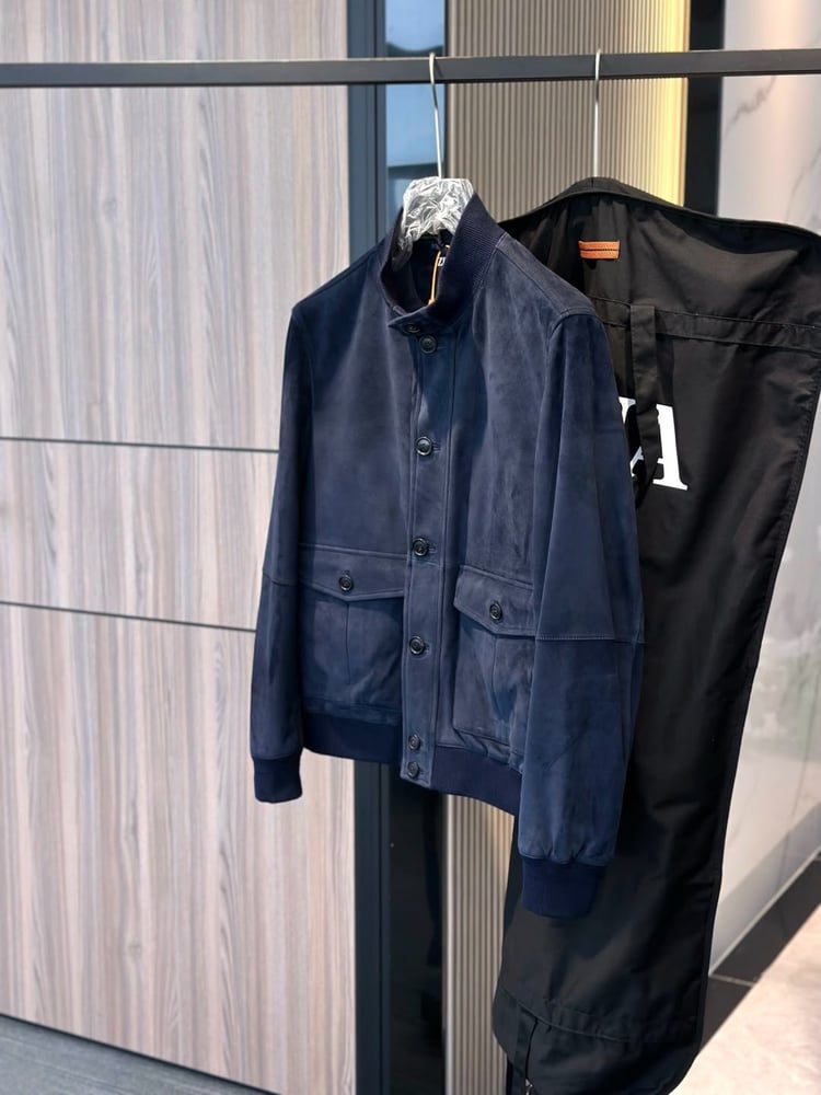 جاكيت إرمينيجيلدو زينيا الشمواه الفاخر (Ermenegildo Zegna Suede Bomber Jacket)