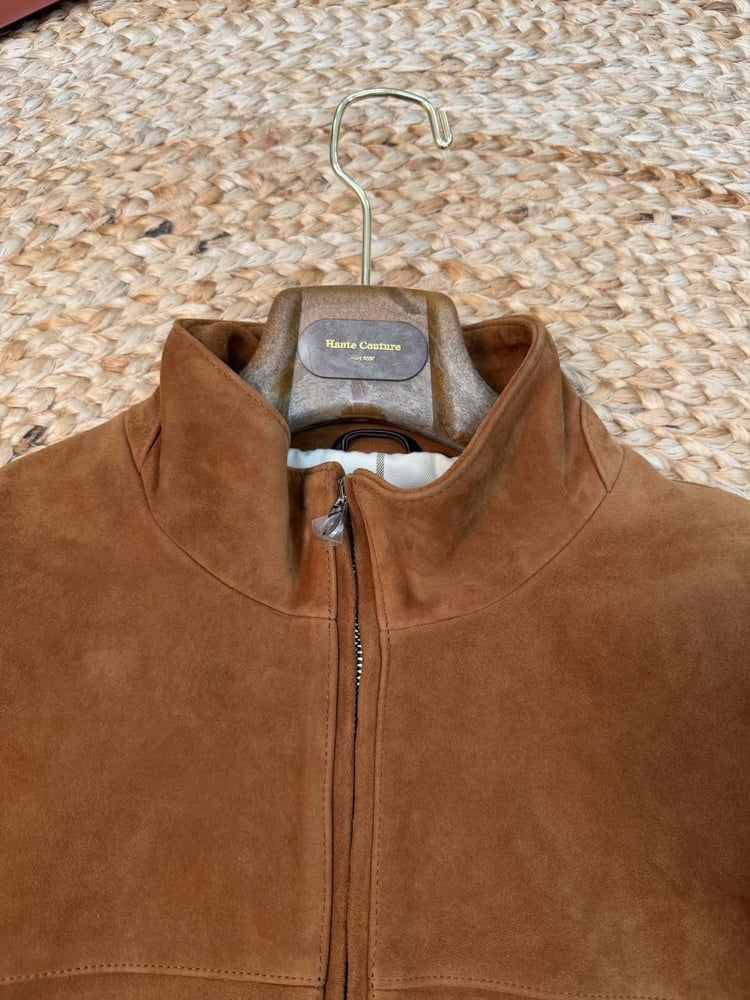 جاكيت لورو بيانا الشمواه الفاخر (Loro Piana Suede Jacket)