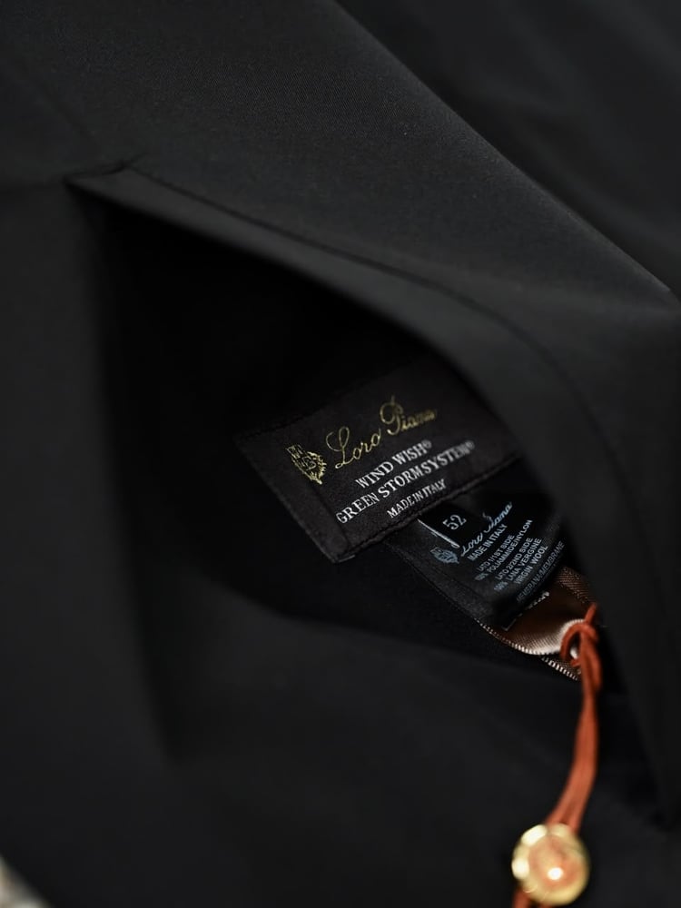 سديري (Vest) فاخر للرجال من لورو بيانا (Loro Piana)