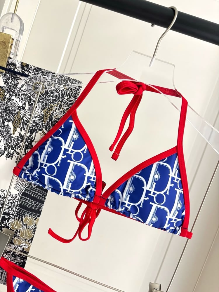 مايوه / بيكيني "ديور" (Dior) الفاخر