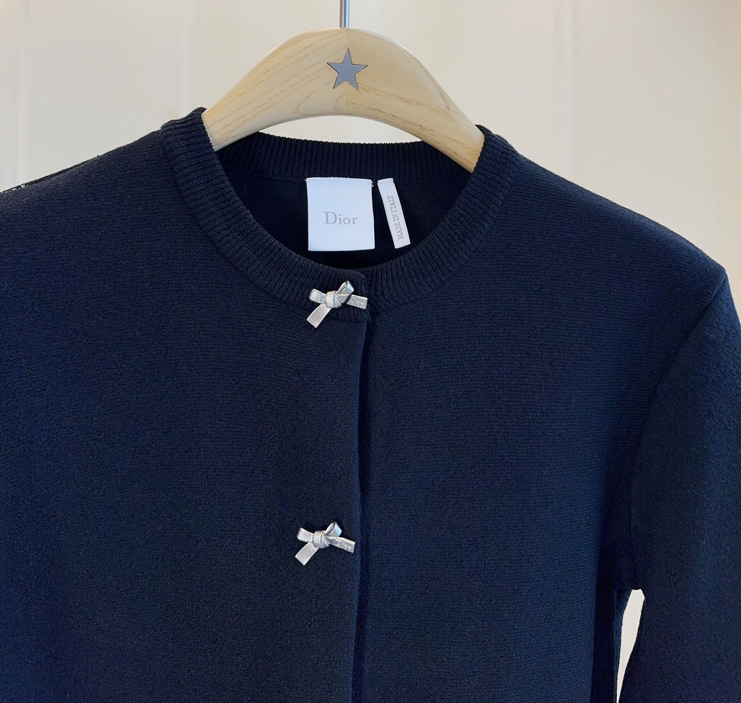 كارديجان / جاكيت "ديور" (Dior) الفاخر