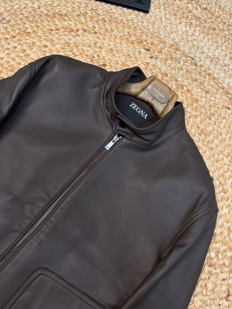 جاكيت إرمينيجيلدو زينيا الجلدي الفاخر (Ermenegildo Zegna Leather Jacket)
