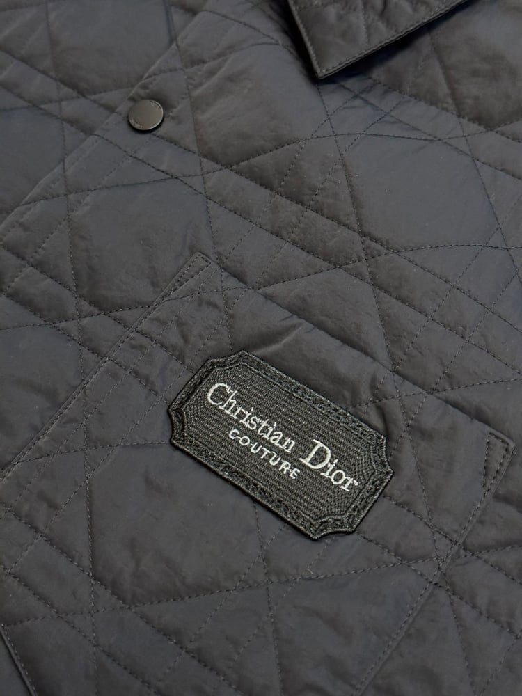 جاكيت مبطن رجالي فاخر بياقة من كريستيان ديور (Christian Dior)