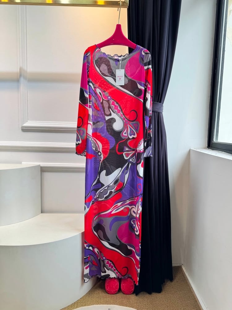 فستان "بوتشي" (Pucci)