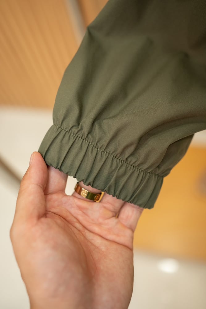 جاكيت بومبر ثنائي الوجه بأكمام طويلة من لورو بيانا | Loro Piana Reversible Bomber