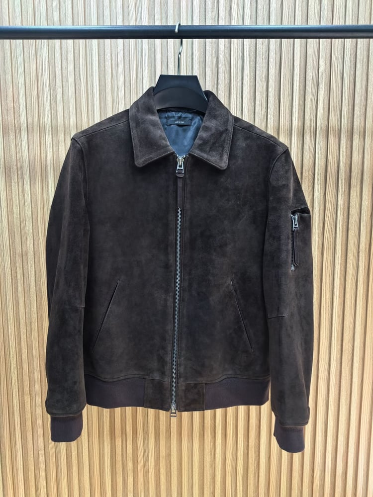 جاكيت دولتشي آند غابانا الشمواه الفاخر (Dolce & Gabbana Suede Jacket)