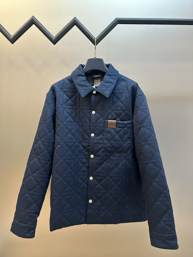 جاكيت مبطن رجالي فاخر بياقة من كريستيان ديور (Christian Dior)