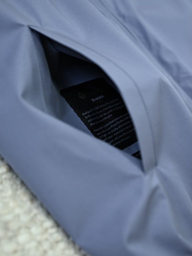 جاكيت بومبر reversible من لورو بيانا (Loro Piana Reversible Bomber Jacket)
