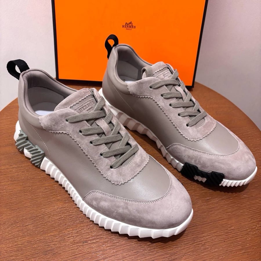 حذاء هيرميس كرو سنيكرز رمادي (Hermès Crew Sneaker)