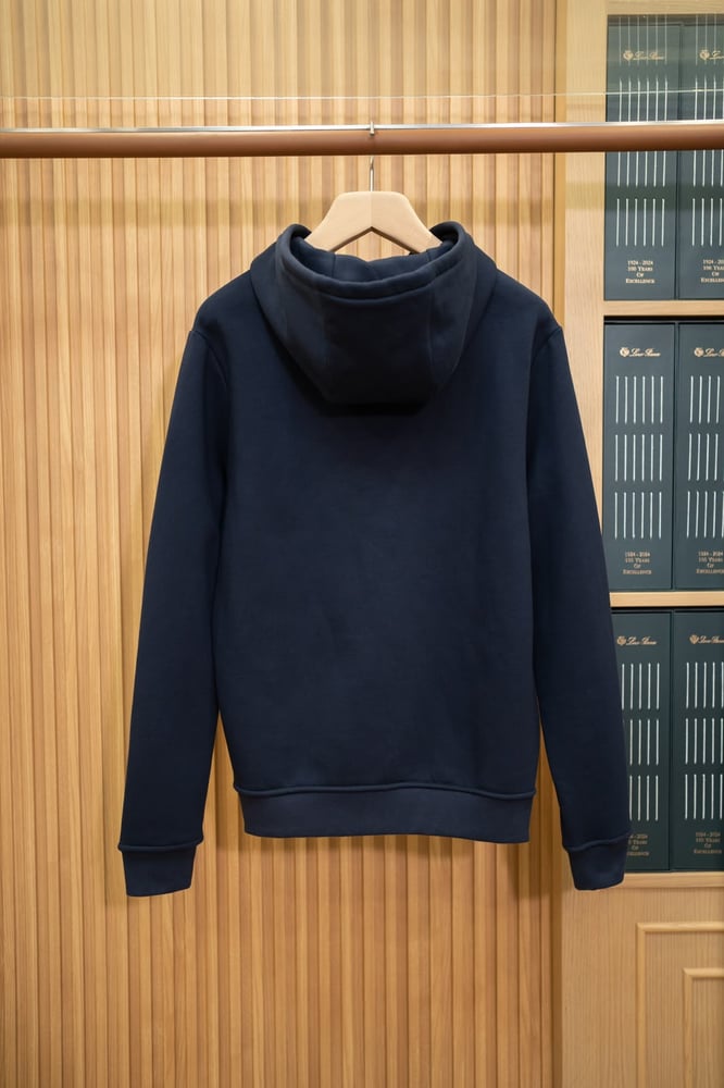 هودي رجالي فاخر بتصميم فني من هيرميس (Hermès Graphic Appliqué Hoodie)