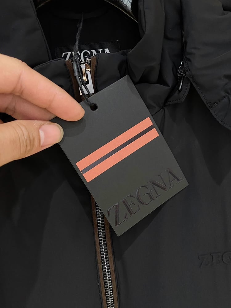 جاكيت بومبر للرجال من زيجنيا (Zegna Bomber Jacket)