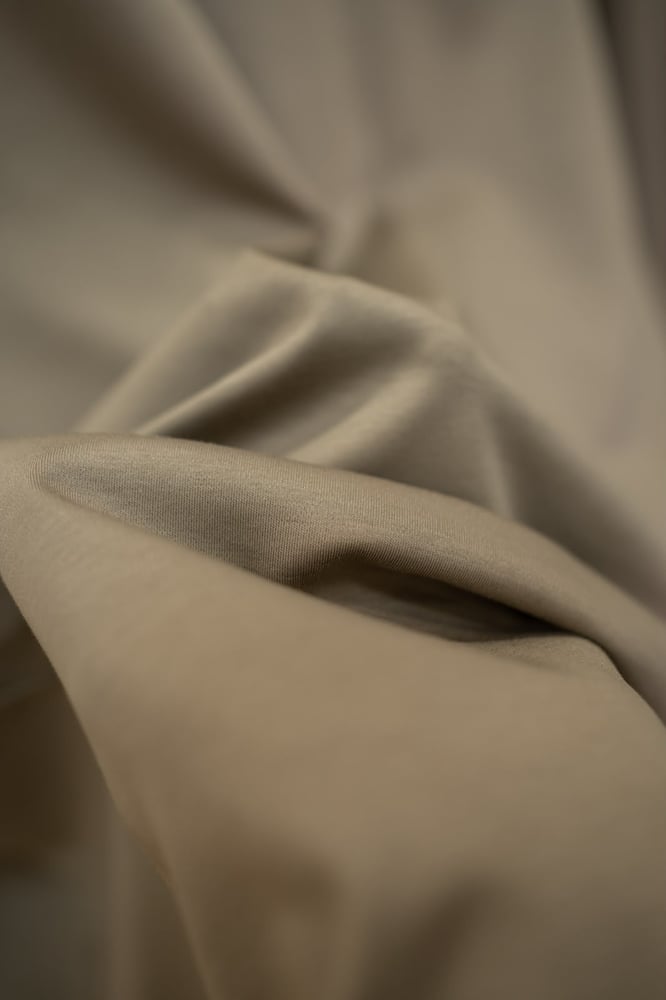 قميص رجالي فاخر بأكمام طويلة من لورو بيانا (Loro Piana)
