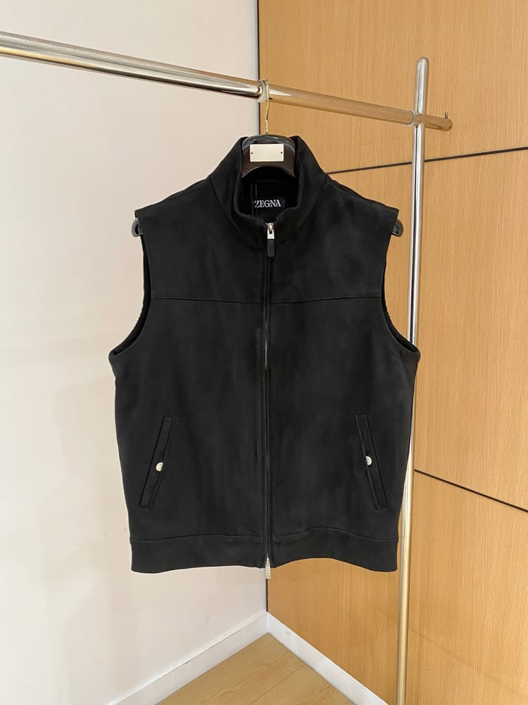 سدن شامواه للرجال من زيجنيا (Zegna Suede Vest)