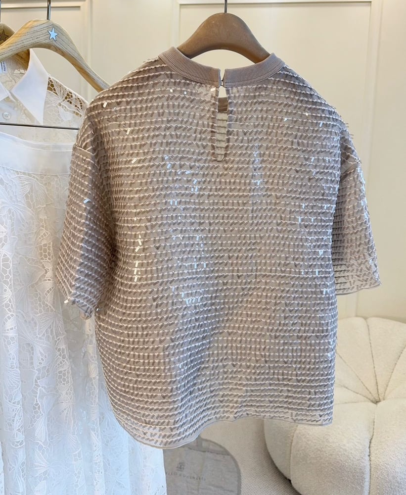 توب برونيلو كوتشينيلي المتلألئ (Brunello Cucinelli Sequin Top)