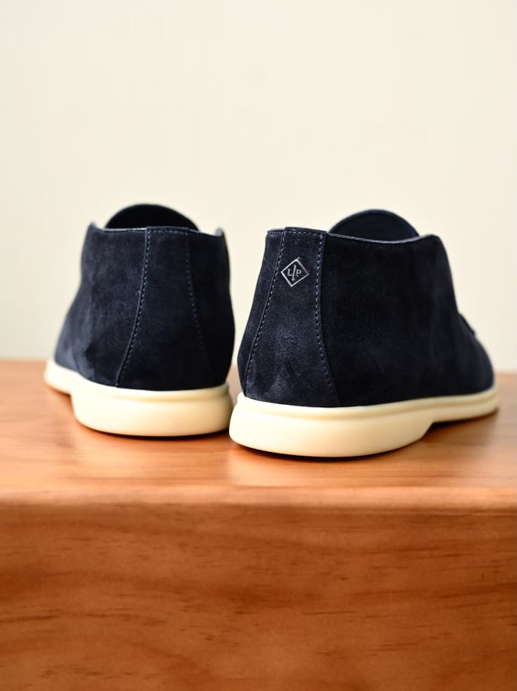 حذاء لورو بيانا الرجالي الشمواه الكلاسيكي (Loro Piana Open Walk Classic Suede Shoes)