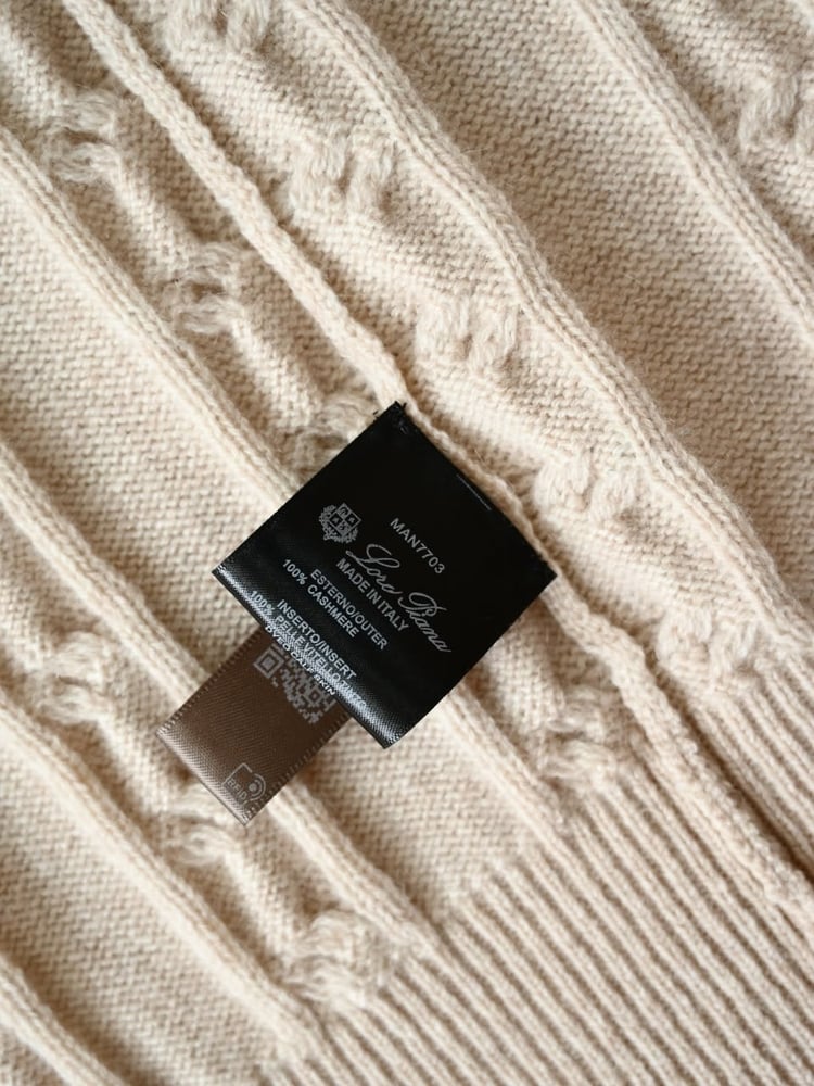 سترة لورو بيانا الرجالية الفاخرة المحبوكة بسحاب (Loro Piana Cable-Knit Zip Cardigan / Sweater)