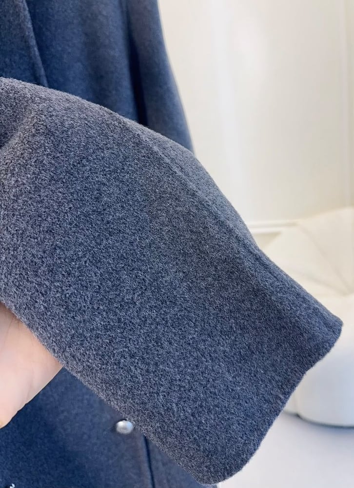 معطف ديور النسائي الطويل الفاخر من الصوف بتصميم مزدوج الصدر (Dior Long Wool Double-Breasted Coat)