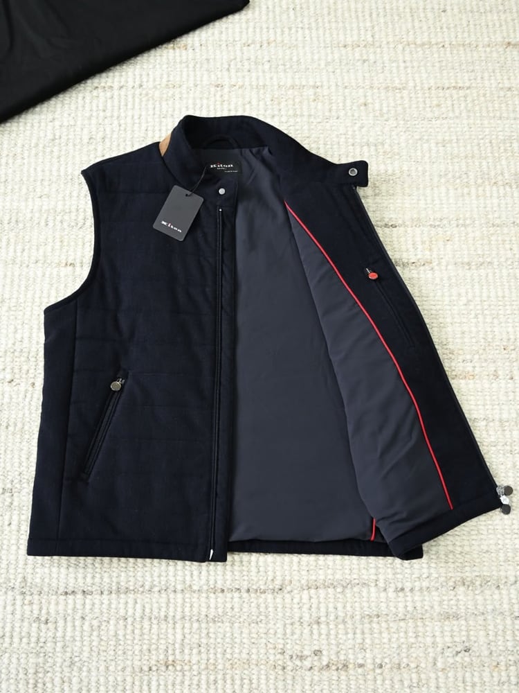 فيست كيتون الرجالي الفاخر من الصوف المبطن (Kiton Quilted Wool Vest)