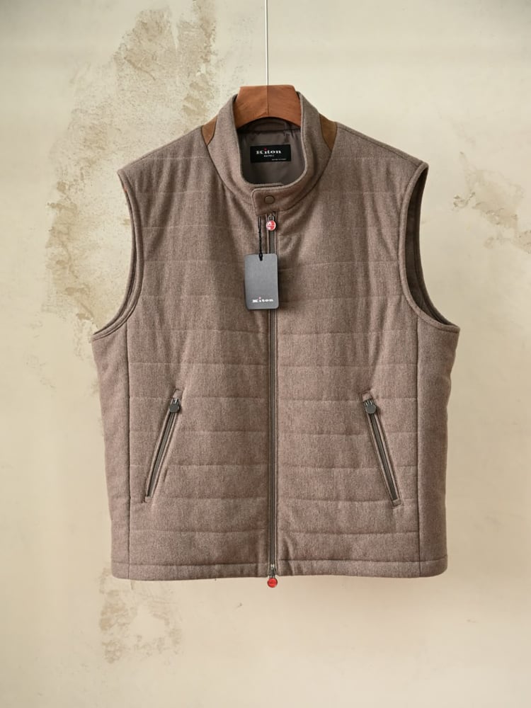 فيست كيتون الرجالي الفاخر من الصوف المبطن (Kiton Quilted Wool Vest)