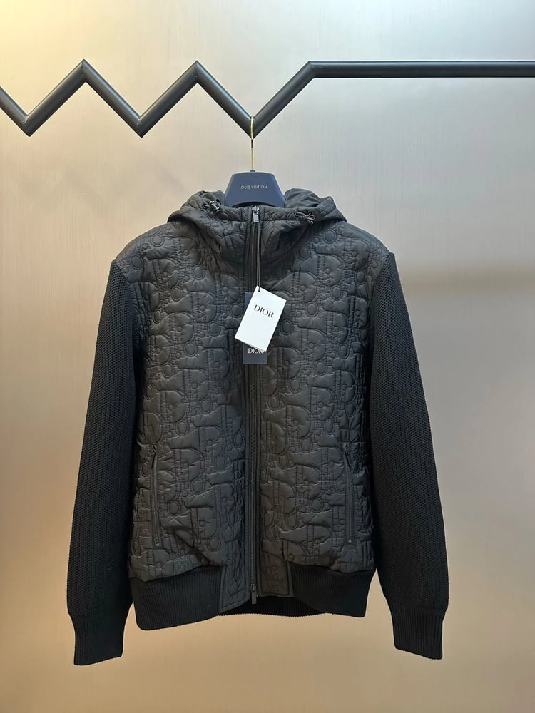 جاكيت ديور المتبطن الفاخر (Dior Quilted Hybrid Jacket)