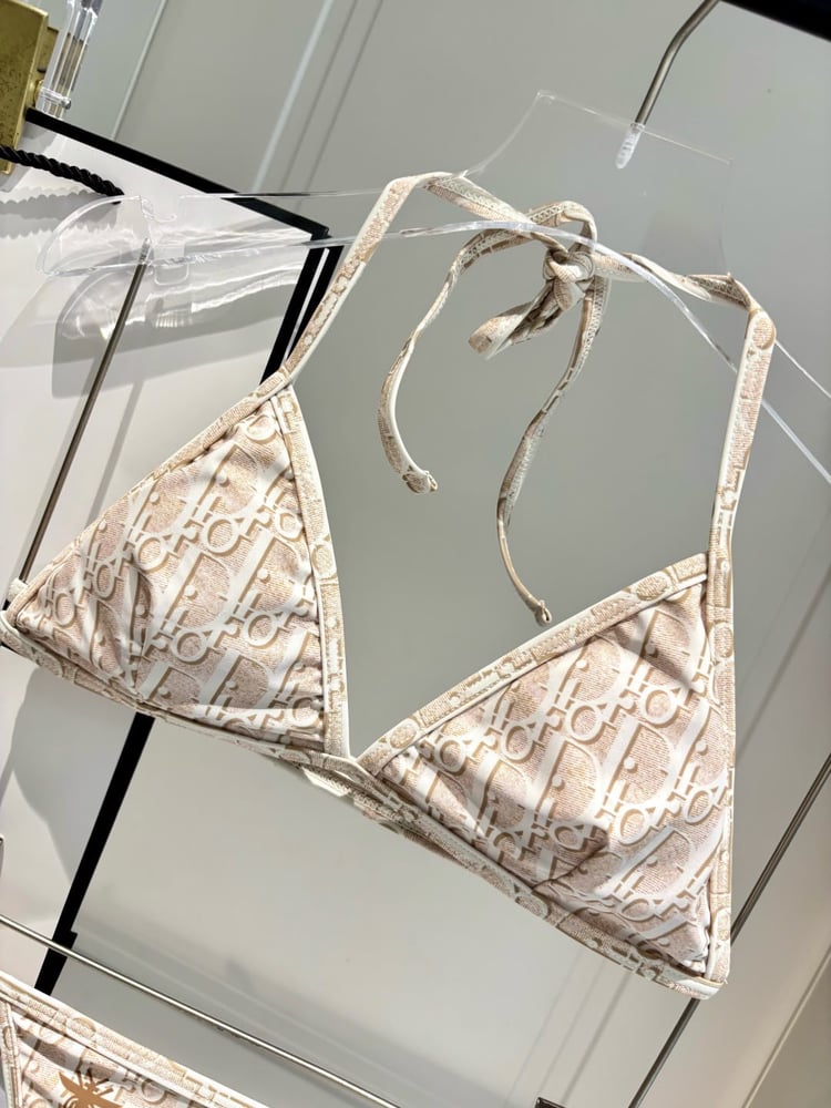 مايوه / بيكيني "ديور" (Dior) الفاخر