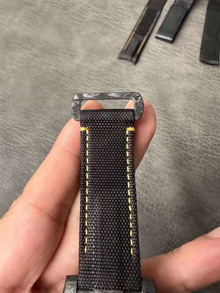 ساعة دي دبليو كربون يلو سابمارينر - VSFactory (DiW Carbon Yellow Submariner)
