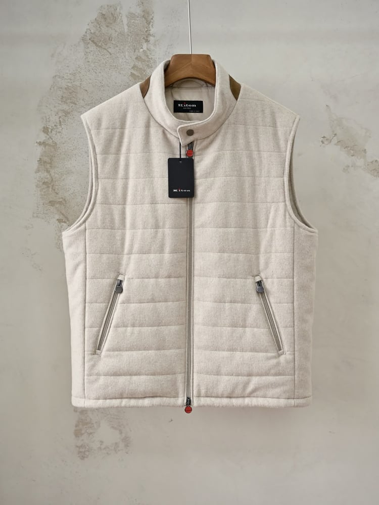 فيست كيتون الرجالي الفاخر من الصوف المبطن (Kiton Quilted Wool Vest)