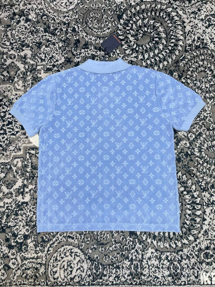 قميص بولو لوي فيتون بنقش Monogram الفاخر