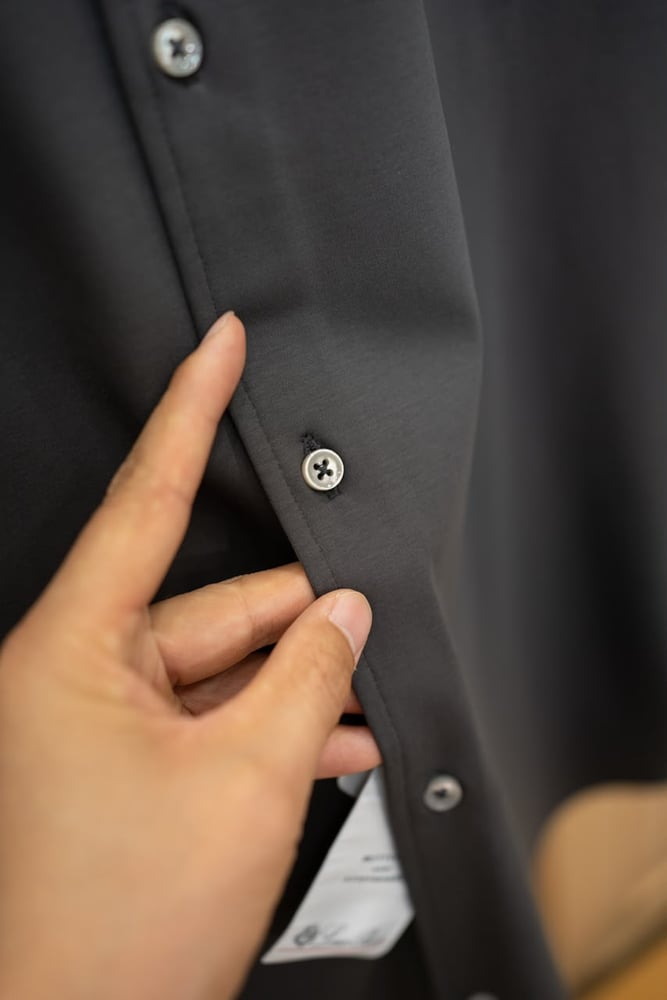 قميص رجالي فاخر بأكمام طويلة من لورو بيانا (Loro Piana)