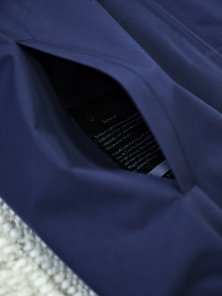 جاكيت بومبر reversible من لورو بيانا (Loro Piana Reversible Bomber Jacket)