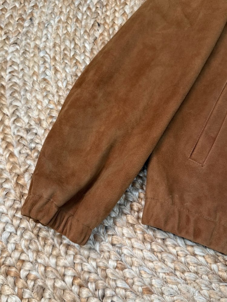 جاكيت لورو بيانا الشمواه الفاخر (Loro Piana Suede Jacket)