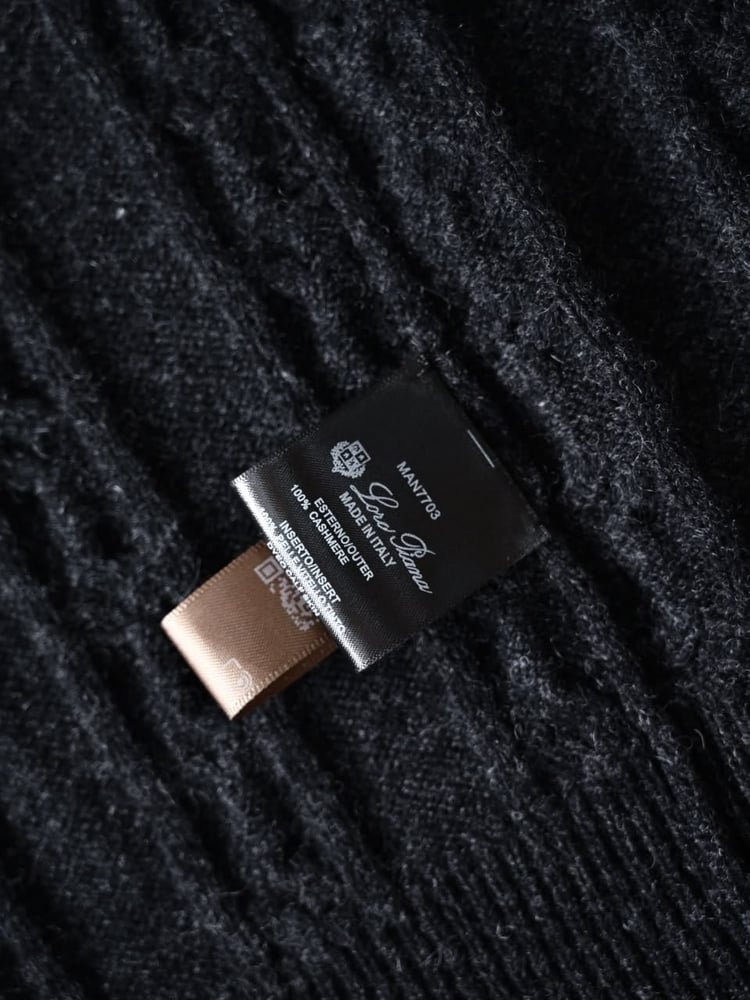 سترة لورو بيانا الرجالية الفاخرة المحبوكة بسحاب (Loro Piana Cable-Knit Zip Cardigan / Sweater)