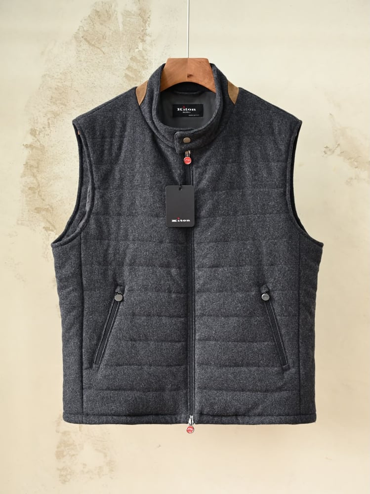 فيست كيتون الرجالي الفاخر من الصوف المبطن (Kiton Quilted Wool Vest)