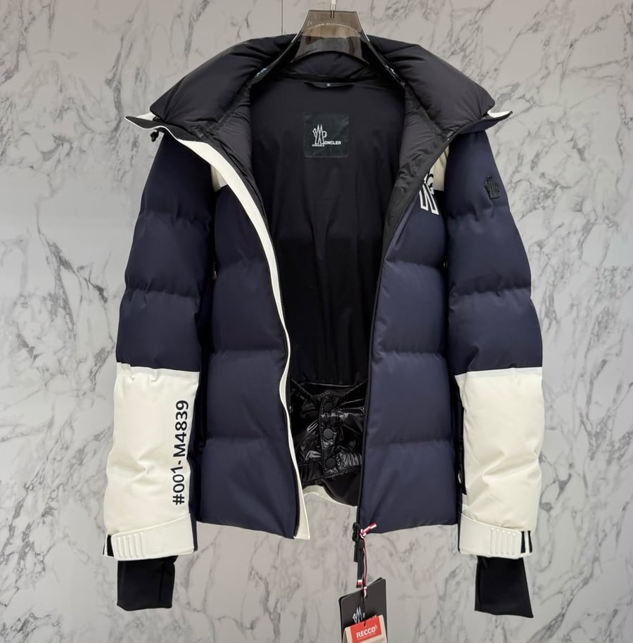 جاكيت شتوي رجالي فاخر من مونكلير جرونوبل (Moncler Grenoble)