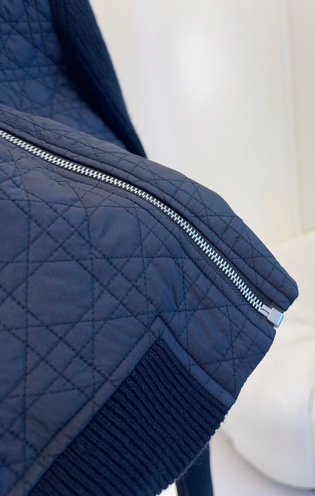 جاكيت / بومبر "ديور" (Dior) الفاخر