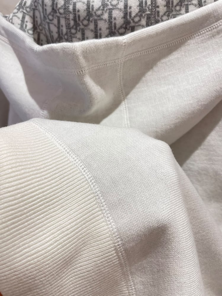 هودي ديور النسائي بتصميم العكس المزدوج ونقشة الكانّاج الفاخرة (Dior Reversible Oblique Zip-Up Hoodie)