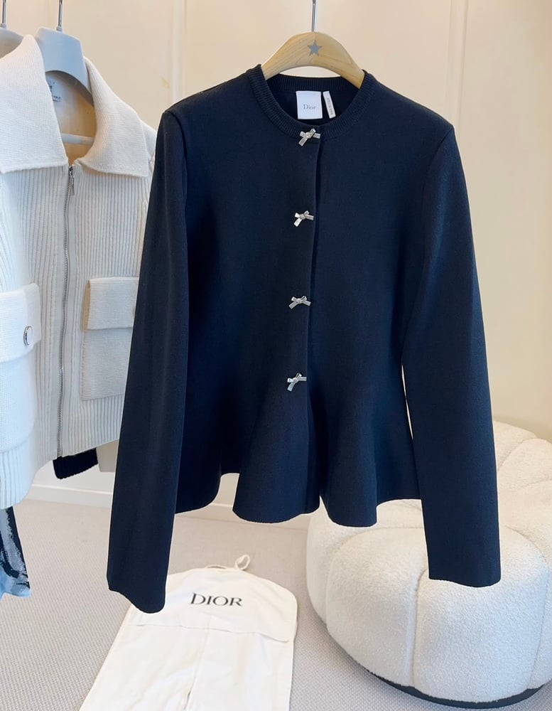 كارديجان / جاكيت "ديور" (Dior) الفاخر