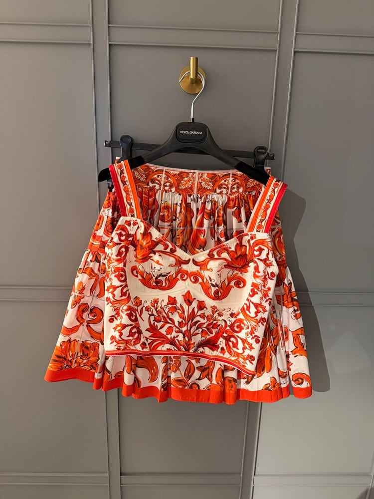 توب "دولتشي أند غابانا" (Dolce & Gabbana)