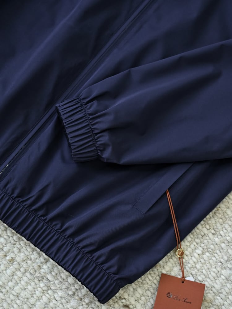 جاكيت بومبر reversible من لورو بيانا (Loro Piana Reversible Bomber Jacket)