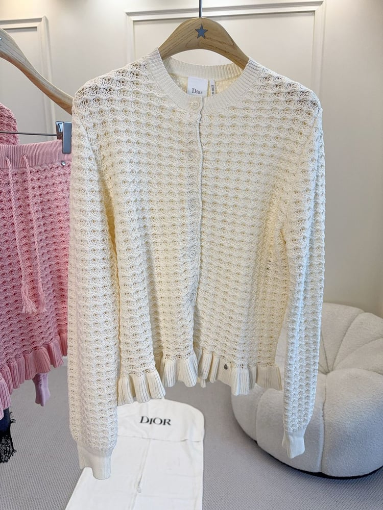 كارديغان "ديور" المحاك الراقي (Dior Luxury Knit Cardigan)