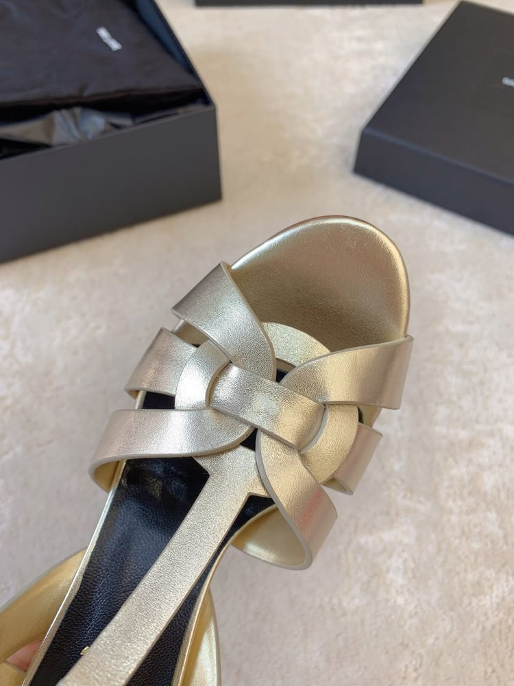 صندل سان لوران تريبيوت (Saint Laurent Tribute Sandal)