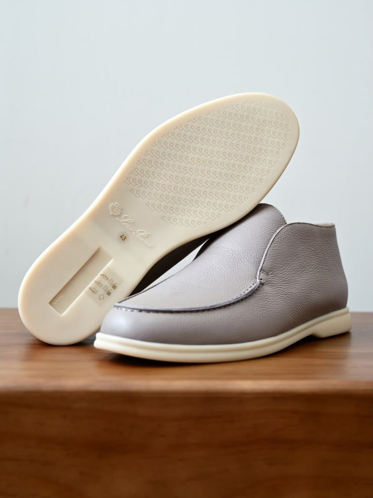 حذاء لورو بيانا الرجالي الفاخر من الجلد الطبيعي ( Loro Piana Open Walk Grained Leather )