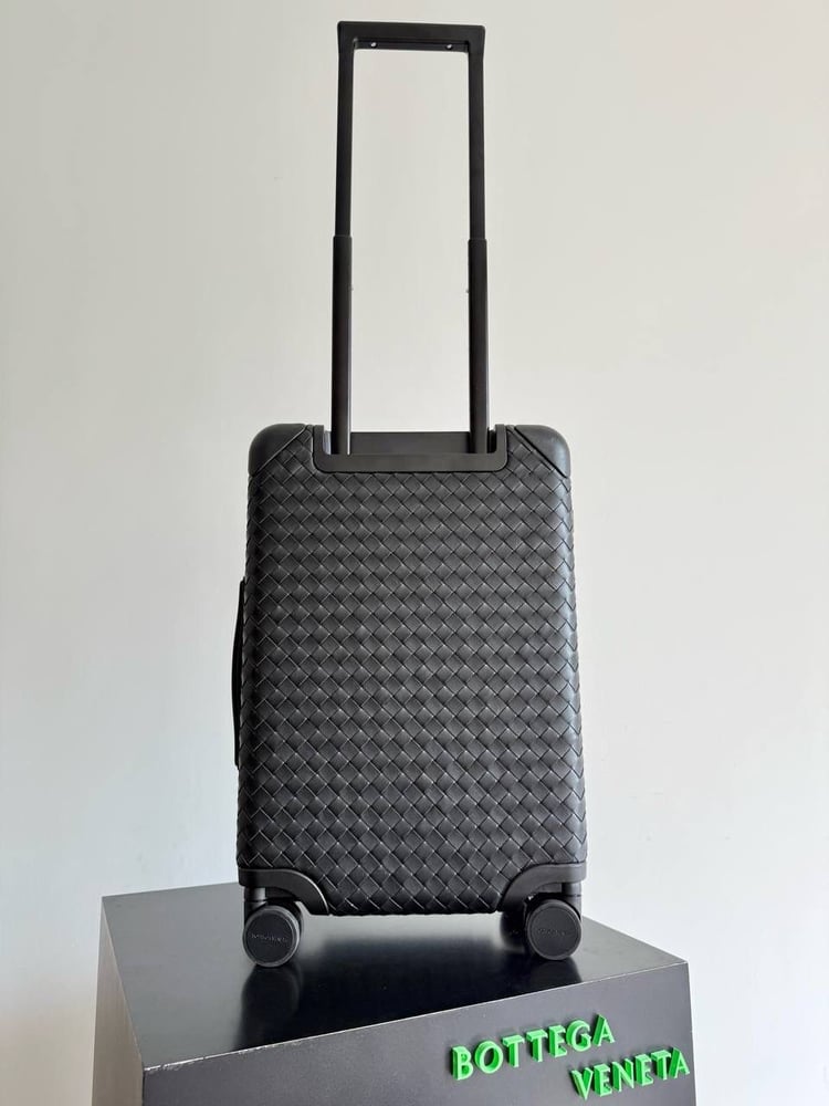 حقيبة سفر Bottega Veneta جلد منسوج فاخرة