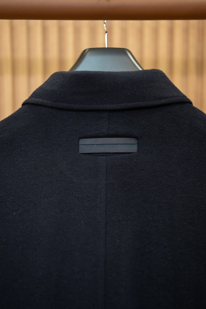 طقم كشمير فاخر من زيانيا (Zegna Cashmere Overshirt & Trousers Set)